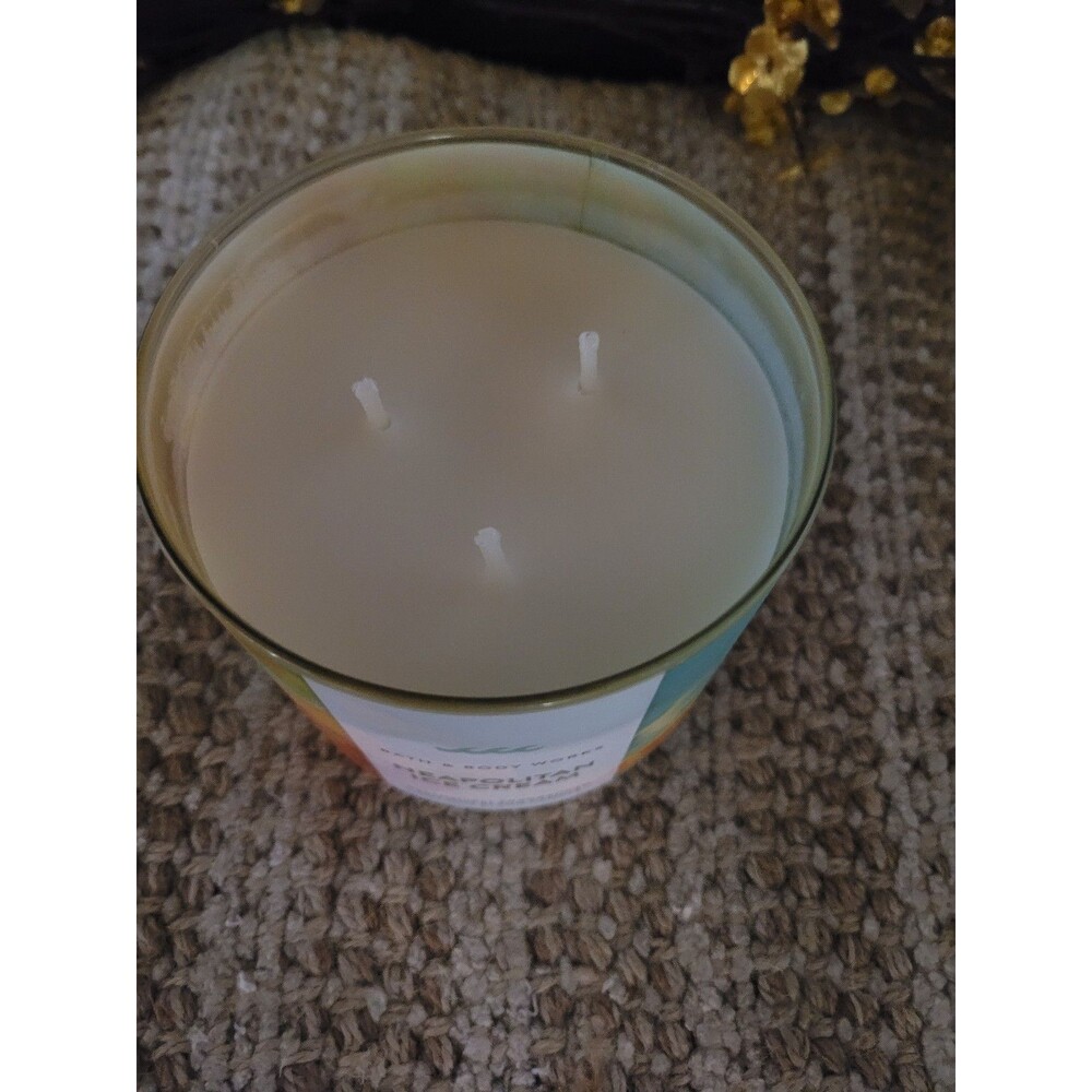 Neapolitan Ice Cream - Bath and Body Works 3-wick Candle - Picture 2 of 3